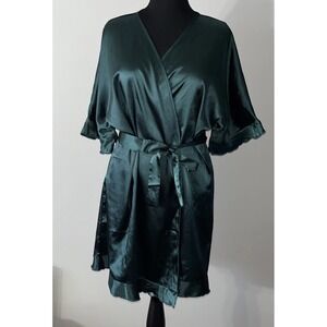 Women's‎ Green Satin Ruffle Short Sleeve Tie Robe Size M Feminine Delicate